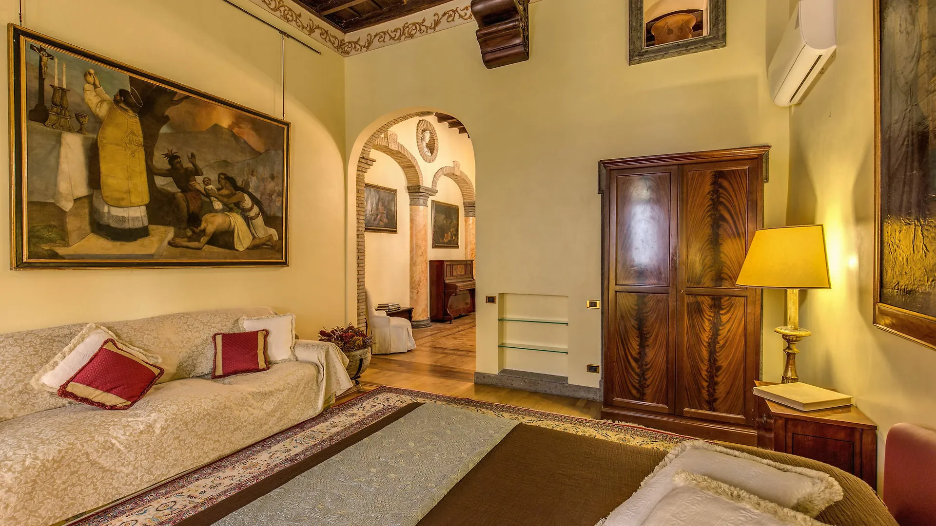 Suite In Rome Historic