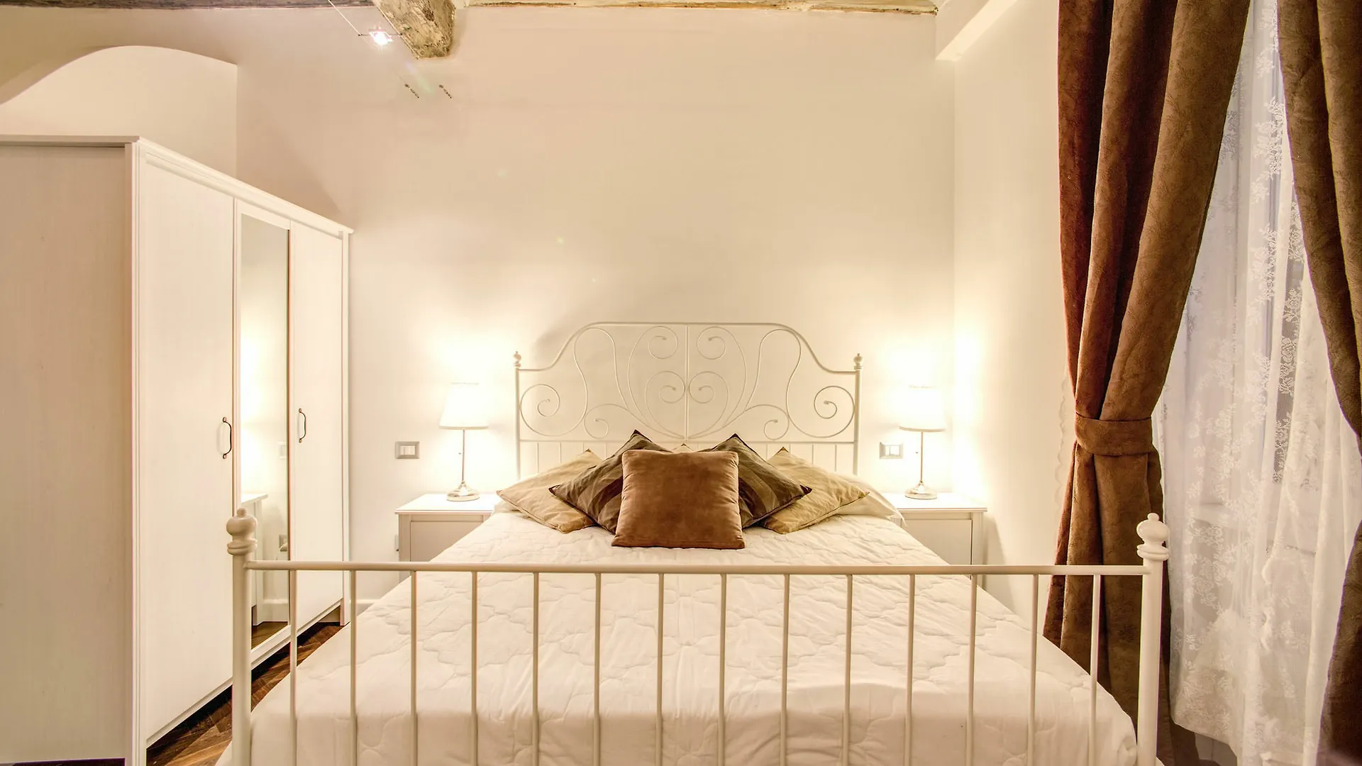 Suite In Rome Historic
