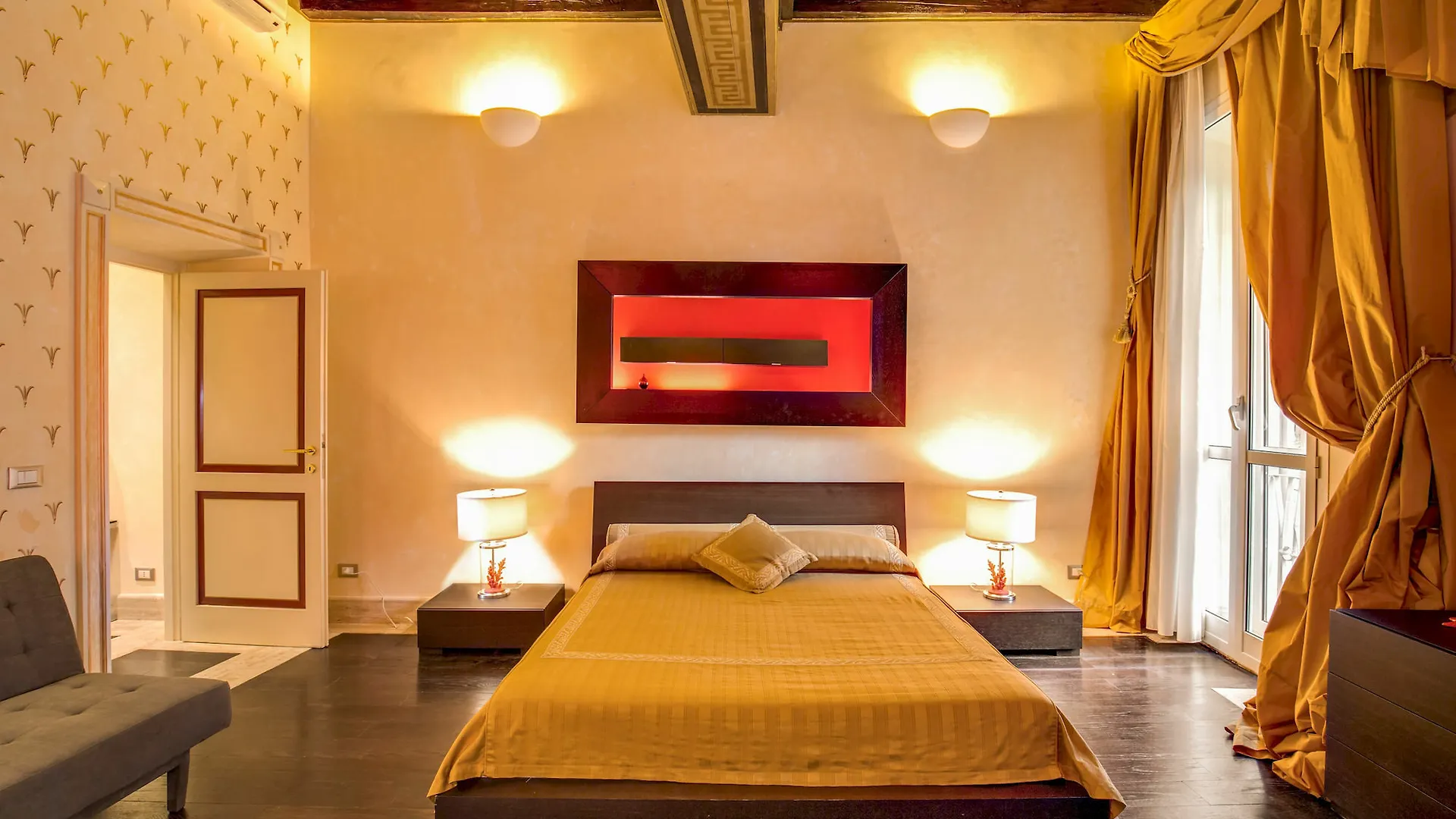 Suite In Rome Historic Italy