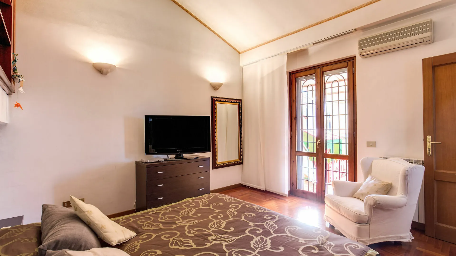 Suite In Rome Historic 0*,