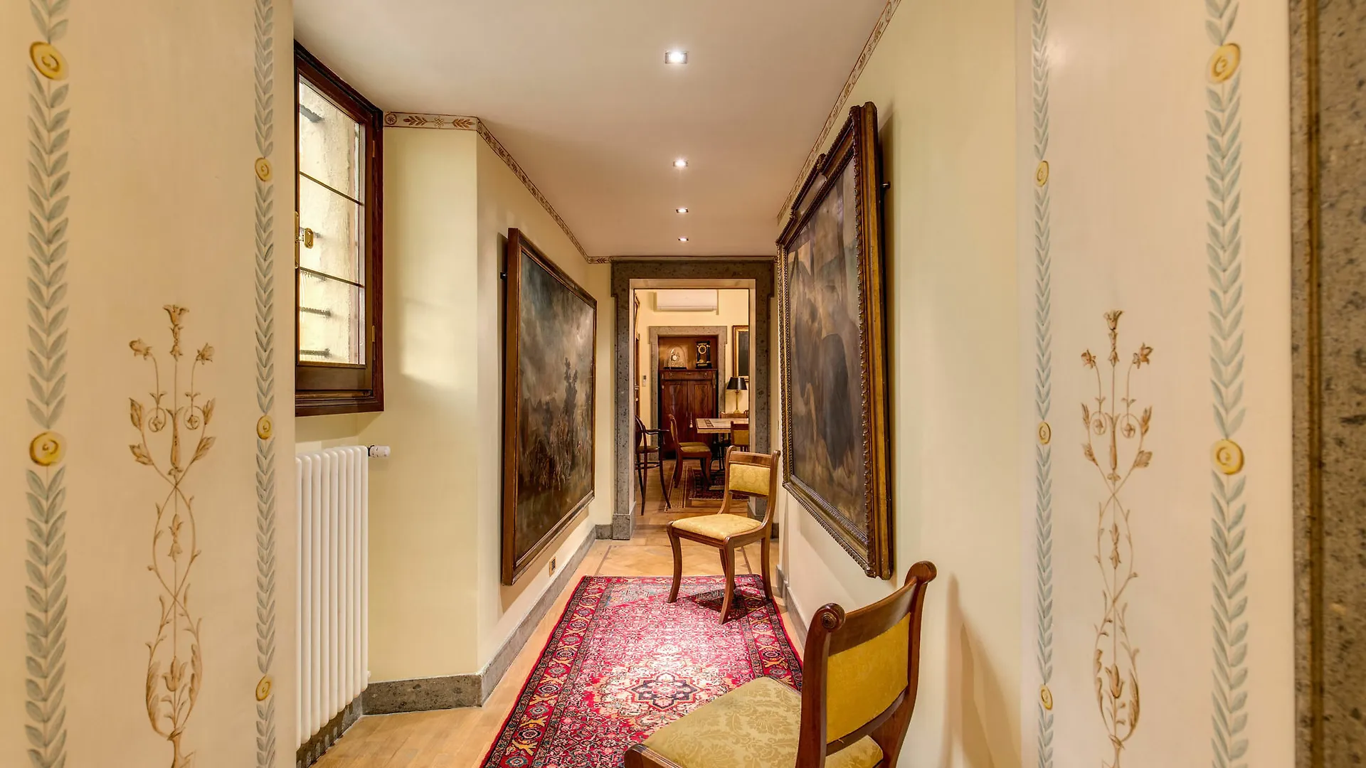 Suite In Rome Historic Italy
